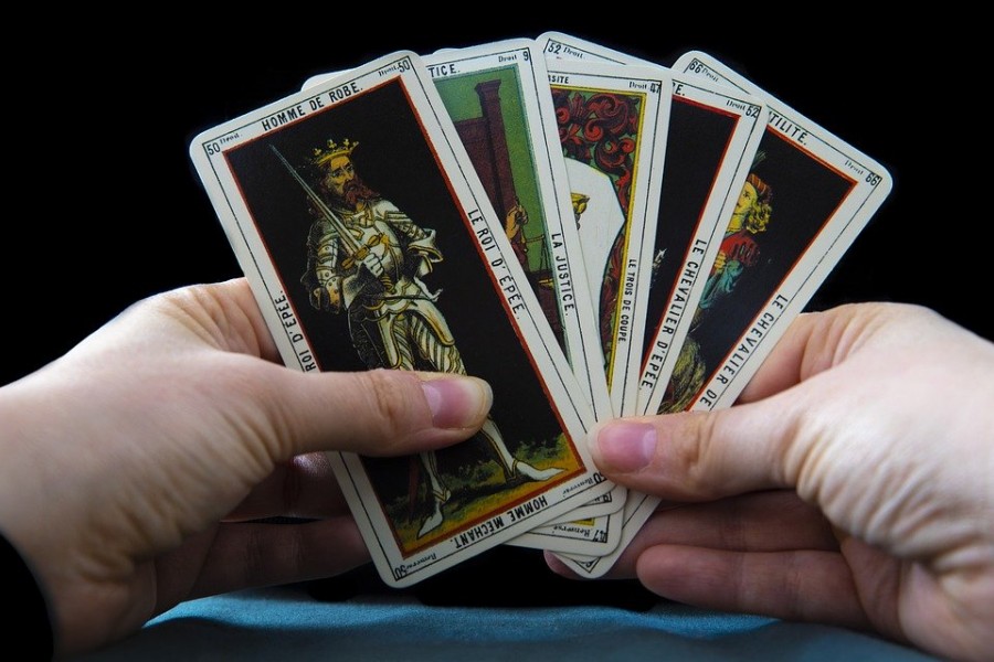 Le tarot divinatoire en amour : comment fonctionne-t-il ?